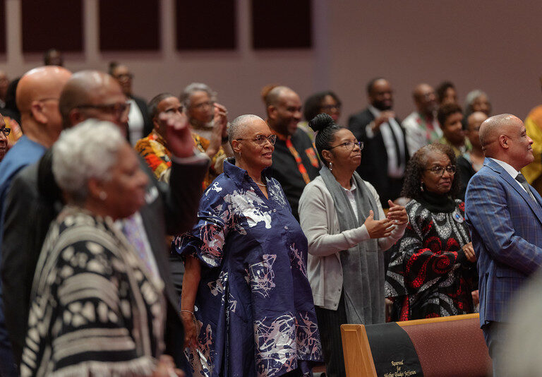 Founder's Day Crowd picture with Rev. Sherita Moon Seawright
